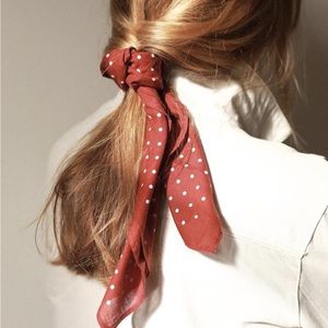 Sézane Gaston red polka dot scarf